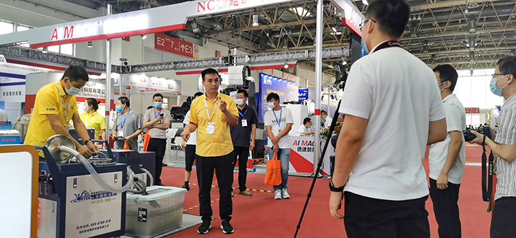 【資料】北京展現(xiàn)場(chǎng)直播圖片素材K0911張曉燕 (4).jpg