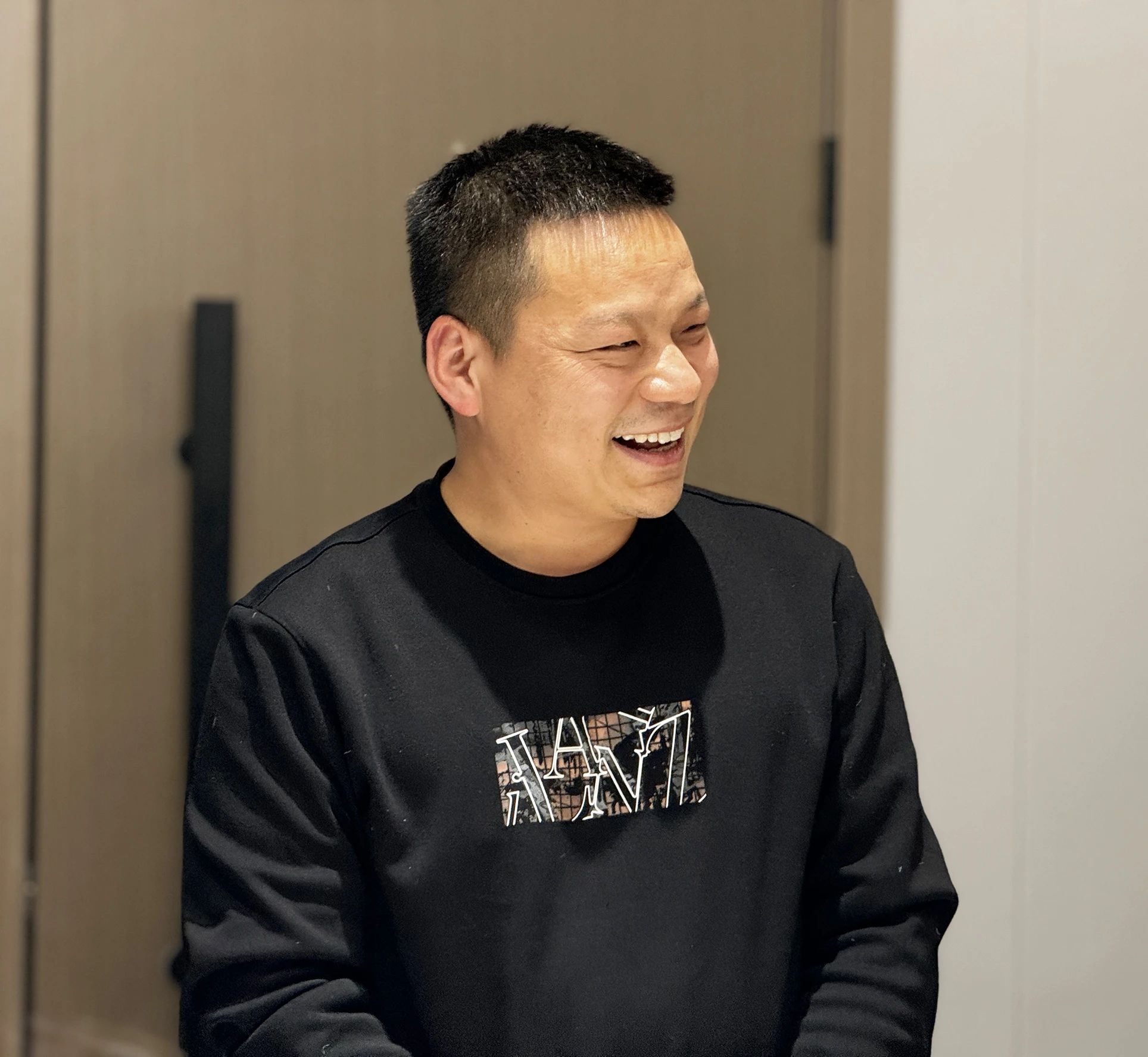 1702349480599372.jpg 1702349480599372.jpg